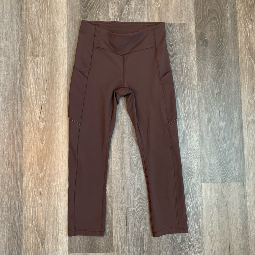 Lululemon 21” Crop